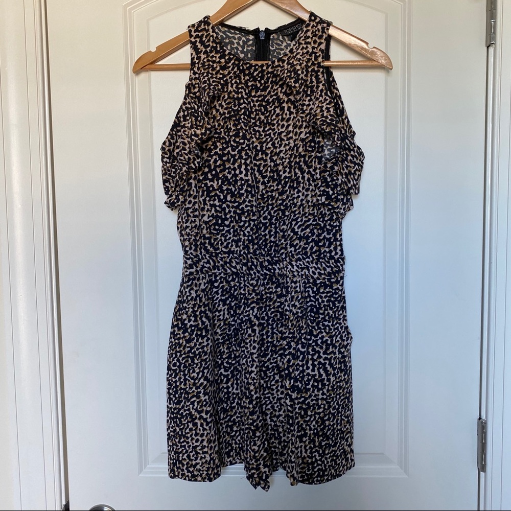 Top Shop Romper. Size 4. Neutral zip back
